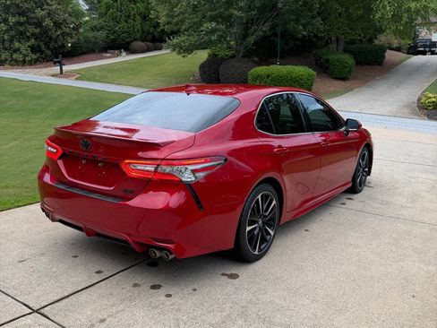 Used 2019 Toyota Camry XSE FWD image 6