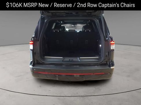 Used 2023 Lincoln Navigator Reserve AWD/4WD image 8