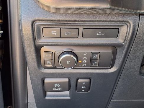Used 2022 Ford F150 Platinum w/ Equipment Group 701A High AWD/4WD image 19