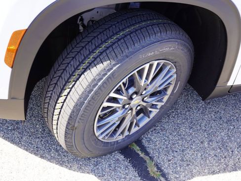 New 2026 Chevrolet Traverse LT w/ Driver Confidence Package image 9