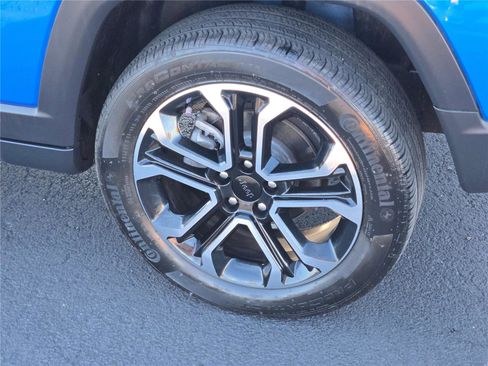 Certified 2022 Jeep Compass Limited image 18