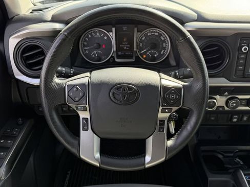 Certified 2019 Toyota Tacoma SR5 image 15