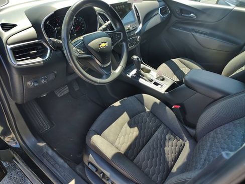 Used 2018 Chevrolet Equinox LT FWD image 9