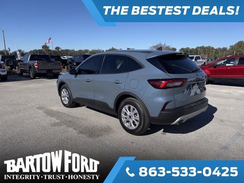 Used 2025 Ford Escape Active w/ Cold Weather Package image 7