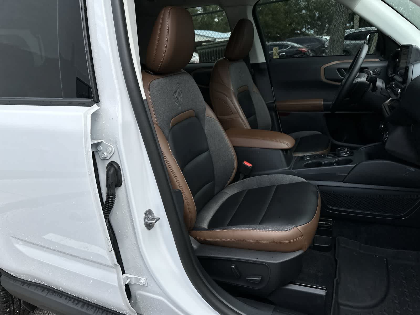 Used 2024 Ford Bronco Sport Outer Banks w/ Tech Package AWD/4WD image 9