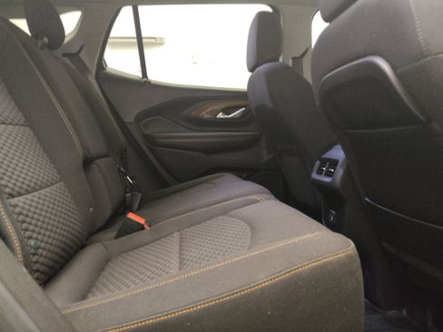 Used 2018 GMC Terrain SLE w/ Driver Convenience Package FWD image 19