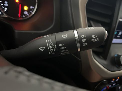 Used 2017 GMC Acadia Denali w/ Technology Package AWD/4WD image 67