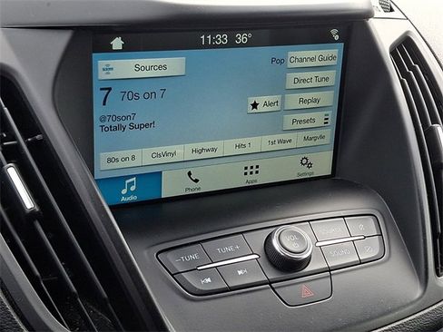 Used 2019 Ford Escape SE image 16