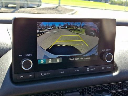 Used 2023 Honda HR-V LX image 19