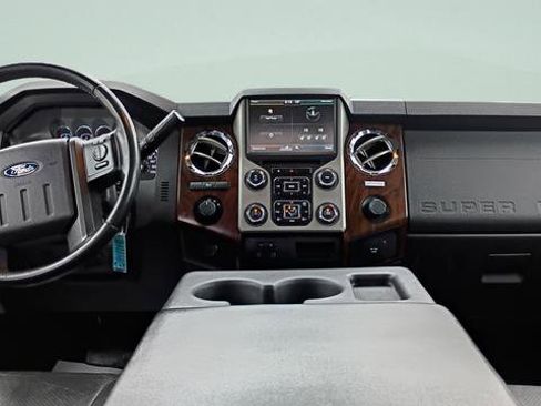 Used 2015 Ford F250 Lariat w/ Chrome Package image 23