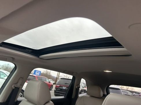 Used 2023 Honda CR-V EX-L image 25