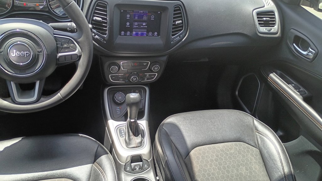 Used 2021 Jeep Compass Latitude AWD/4WD image 30