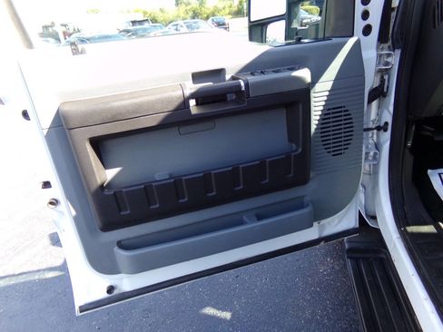Used 2012 Ford F250 XLT image 13