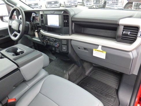 New 2026 Ford F250 XL w/ XL Chrome Package image 7