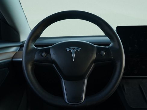 Used 2021 Tesla Model 3 Standard Range Plus RWD image 47