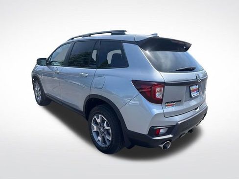Certified 2023 Honda Passport TrailSport image 3