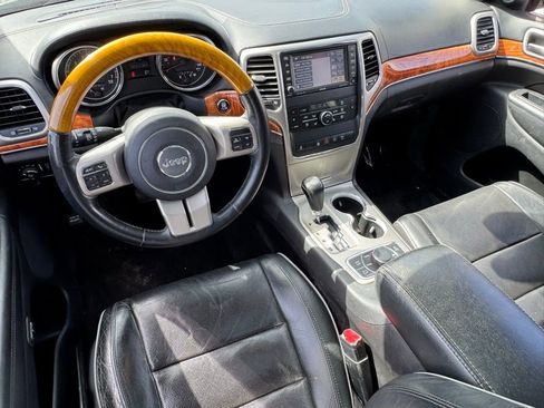 Used 2012 Jeep Grand Cherokee Overland AWD/4WD image 9