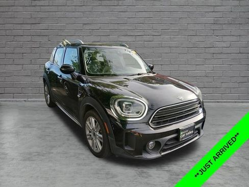Used 2022 MINI Cooper Countryman FWD image 1