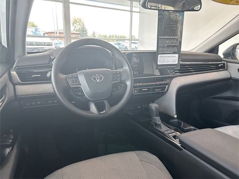 Used 2025 Toyota Camry LE image 17