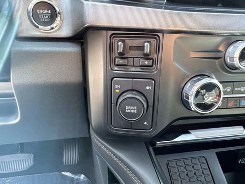 Certified 2024 Ford F450 Platinum w/ FX4 Off-Road Package image 33