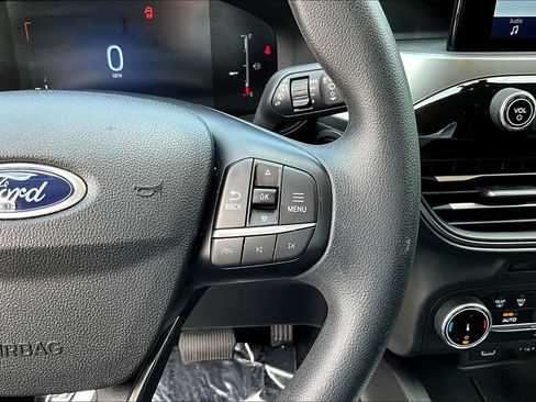 Certified 2025 Ford Escape Active FWD image 14