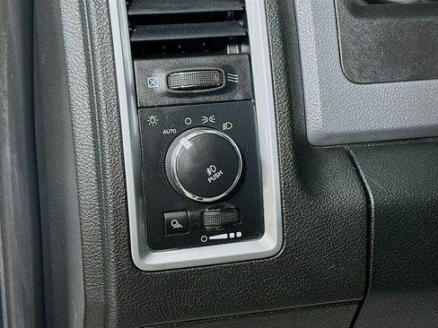 Used 2015 RAM 1500 Big Horn AWD/4WD image 10