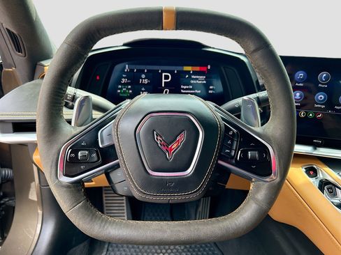 Used 2021 Chevrolet Corvette Stingray Premium Cpe w/ Z51 Performance Package image 26