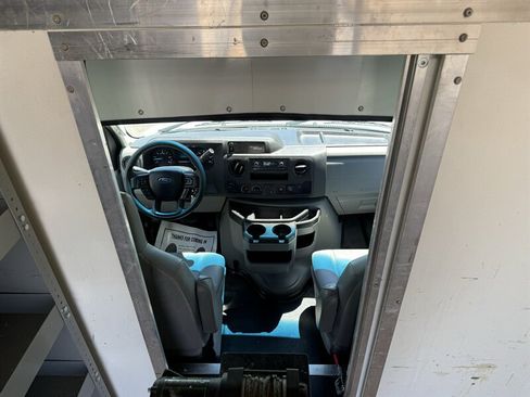 Used 2025 Ford E-450 and Econoline 450 Super Duty w/ Power Equipment Group RWD image 17