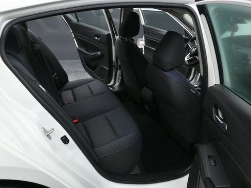 Used 2021 Nissan Altima 2.5 S image 10