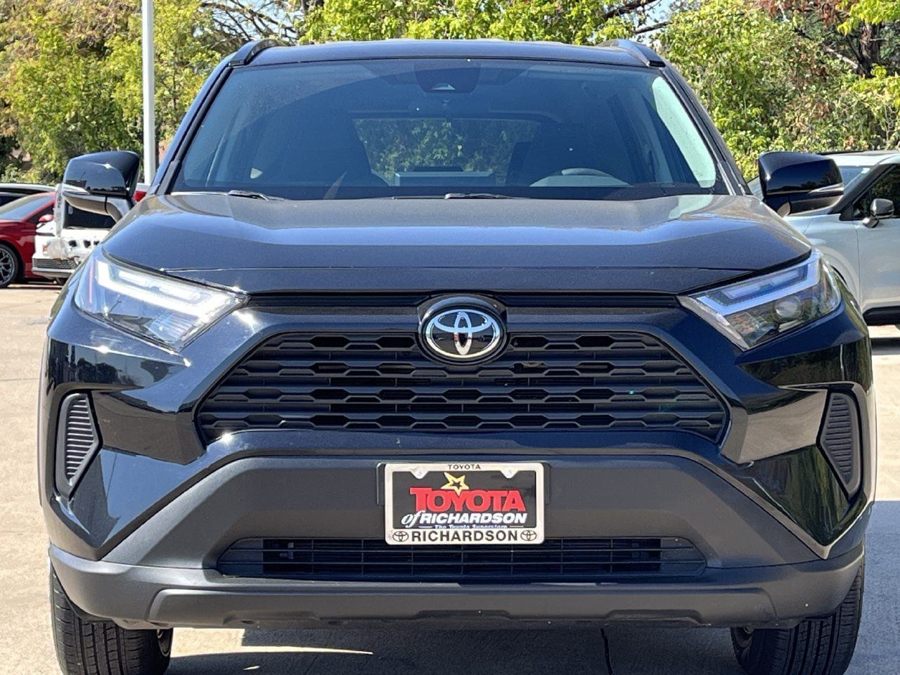 Used 2025 Toyota RAV4 XLE AWD/4WD image 7
