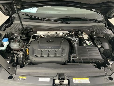 Used 2024 Volkswagen Tiguan SEL R-Line AWD/4WD image 11