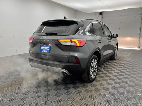 Certified 2022 Ford Escape SEL image 8