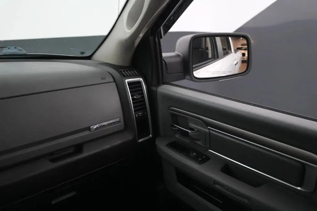 Used 2018 RAM 1500 Big Horn AWD/4WD image 34