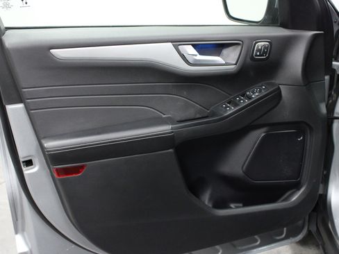 Used 2024 Ford Escape Platinum image 11