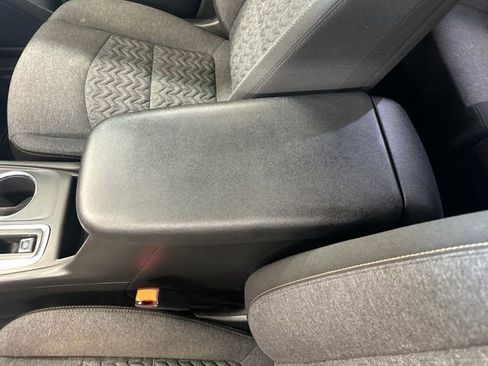 Used 2023 Chevrolet Equinox LT FWD image 28