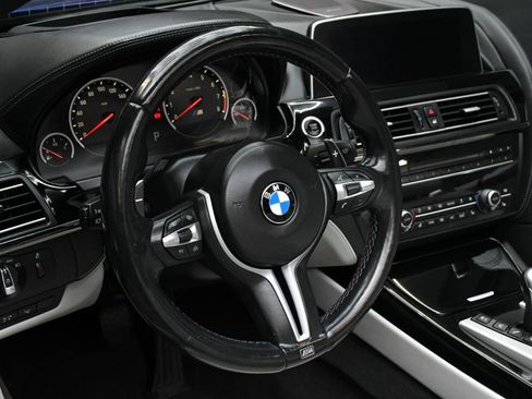 Used 2017 BMW M6 Convertible RWD image 21