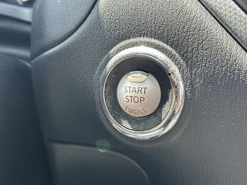 Used 2017 Nissan Pathfinder SL w/ SL Premium Package AWD/4WD image 28