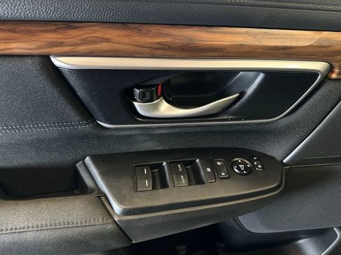 Used 2021 Honda CR-V EX image 16