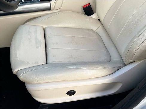 Used 2021 Mercedes-Benz GLA 250 w/ Premium Package image 19