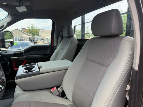 Used 2017 Ford F250 XL w/ STX Appearance Package AWD/4WD image 23