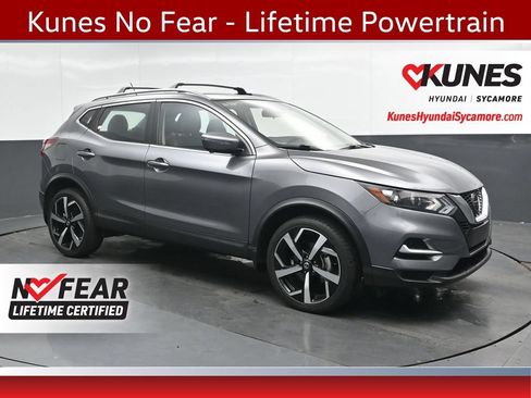 Used 2022 Nissan Rogue Sport SL AWD/4WD image 1