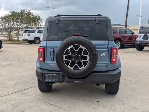 Used 2024 Ford Bronco Outer Banks image 5