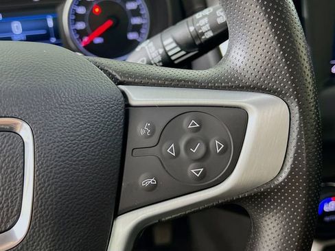 Used 2023 GMC Terrain SLE w/ Driver Convenience Package FWD image 31