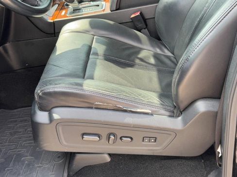 Used 2015 Lincoln Navigator 4WD image 24