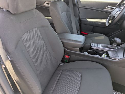 Certified 2026 Kia Sportage LX FWD image 11