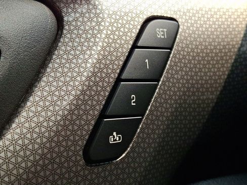 Certified 2023 Chevrolet Traverse Premier FWD image 25