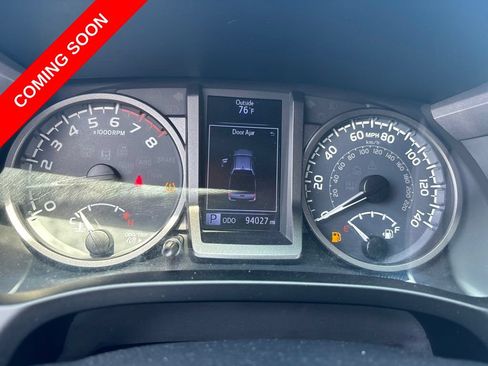 Used 2018 Toyota Tacoma TRD Sport RWD image 20