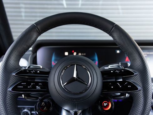 Used 2026 Mercedes-Benz G 63 AMG 4MATIC image 12