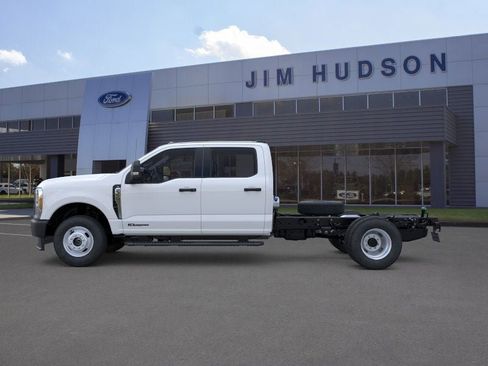 New 2026 Ford F350 XL AWD/4WD image 3