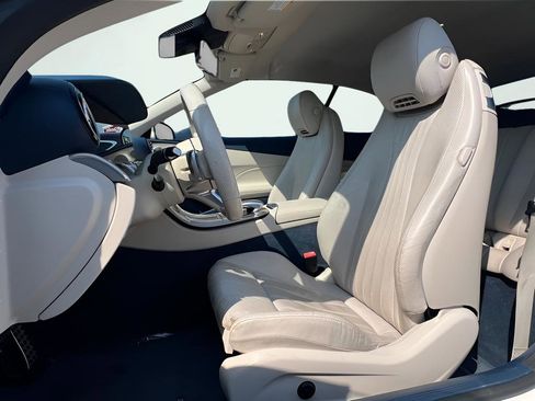 Used 2021 Mercedes-Benz E 450 Cabriolet image 17